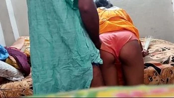 Desi bhabhi ki doggy style chudai hard