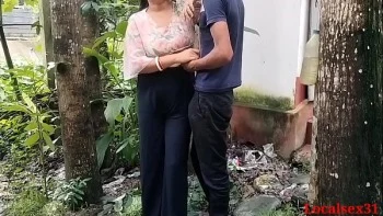 Desi girlfriend ki chudai by outdoor