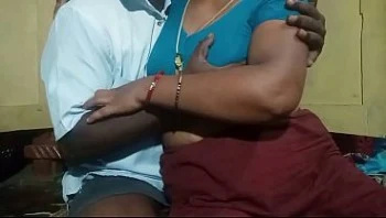 Tamil village beauty aunty romance with young man