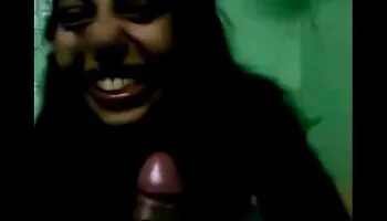 Sizzling Bhabhi Gives Blowjob With Hindi Audio