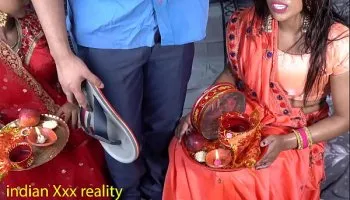 Indian chick gets fucked hard during karva chauth night